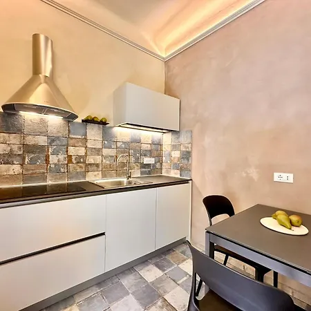 Apartamento Hostdomus - Smeraldo - Seafront - Bike *