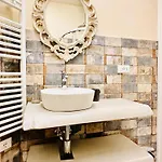 Hostdomus - Smeraldo - Seafront - Bike Apartman